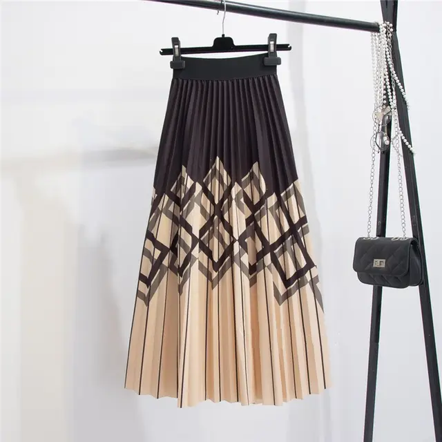 Women's Graceful Geometric Striped Pleated Skirt Black - Shop at LoveMi