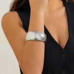 02 White K2367