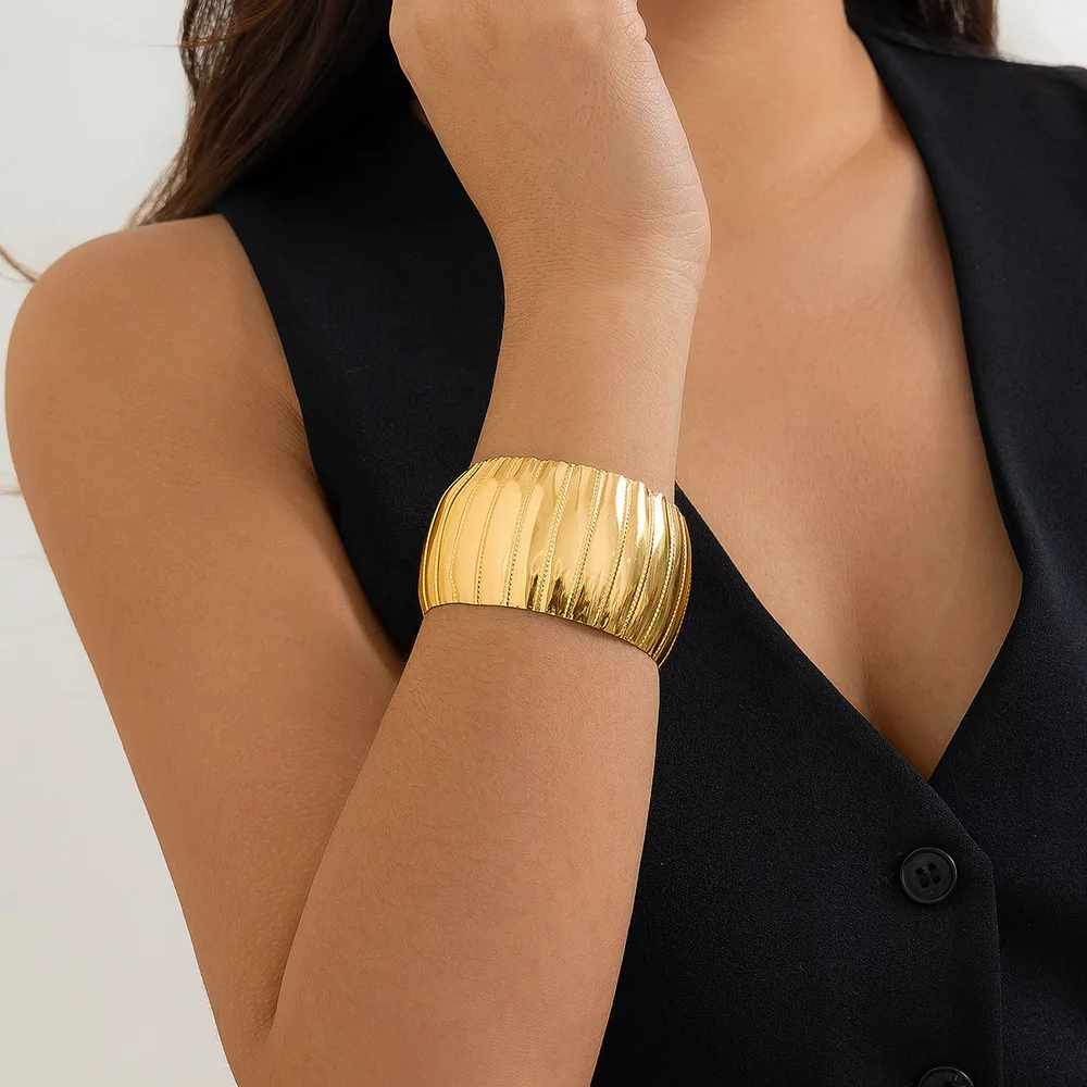 Design Snake Stripe Wide Bracelet Fashion - 03 Gold 2368