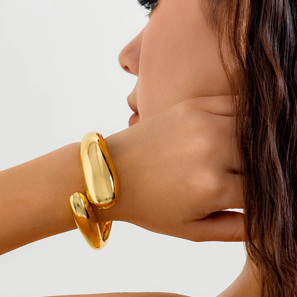 Design Texture Glossy Water Drop Bracelet Fashion Gold 2357 - Shop at LoveMi