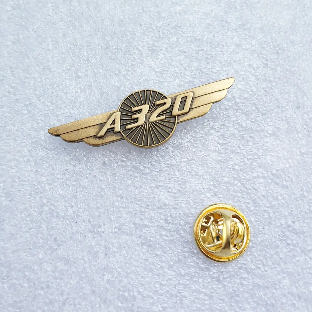 Vintage Copper Style Pilot Aviation Metal Brooch - A320