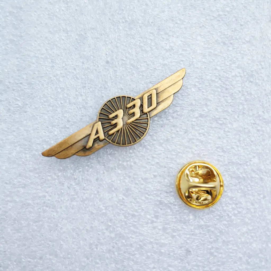 Vintage Copper Style Pilot Aviation Metal Brooch - A330