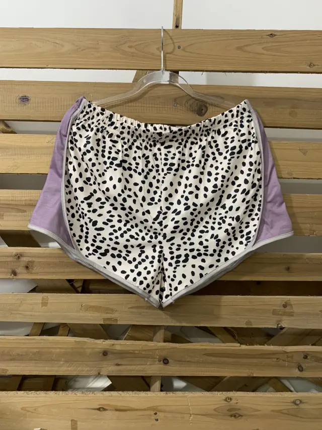 Women's Leopard Print Stitching Shorts Bm062006 - Shop at LoveMi