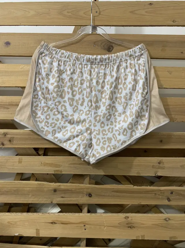 Women's Leopard Print Stitching Shorts Bm062009 - Shop at LoveMi