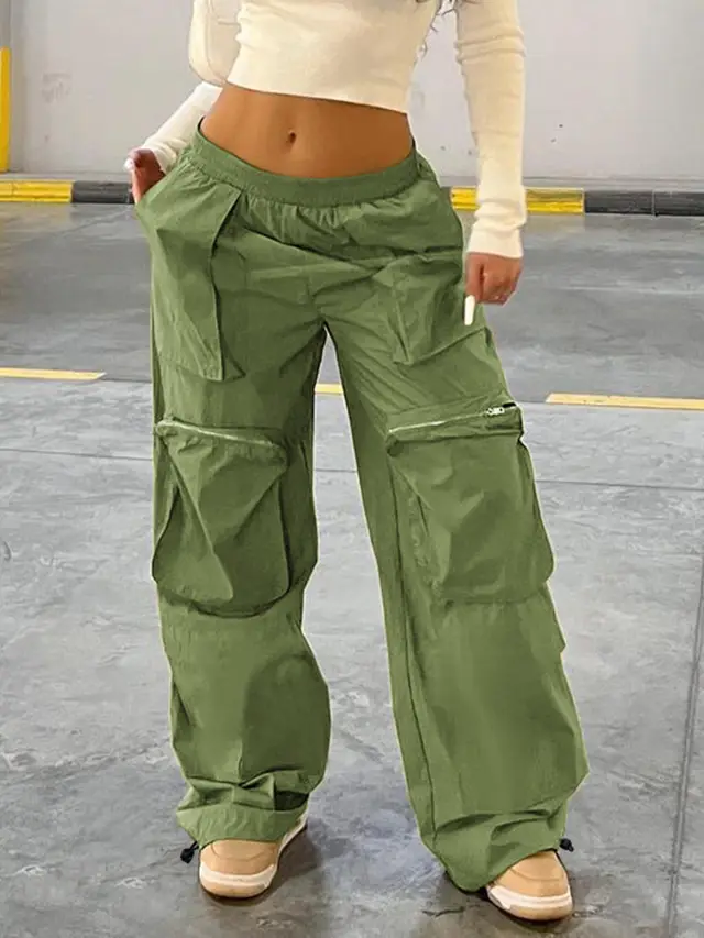 Loose Street Workwear Low Waist Trousers Green - Shop at LoveMi