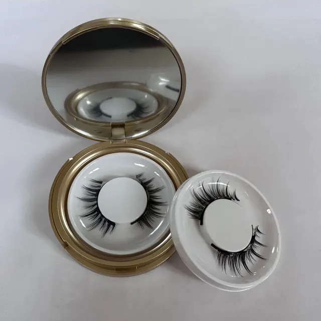 White Clip Magnet False Eyelashes Glue free Two Pairs Little Devil Plus Little Devil - Shop at LoveMi