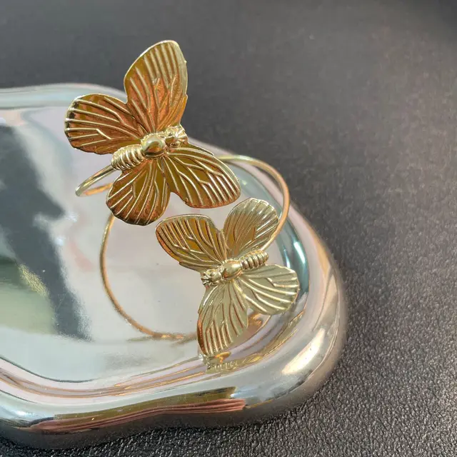 European And American Retro Alluvial Gold Butterfly Suit Series Middle Ancient Hand Bracelet - Shop at LoveMi