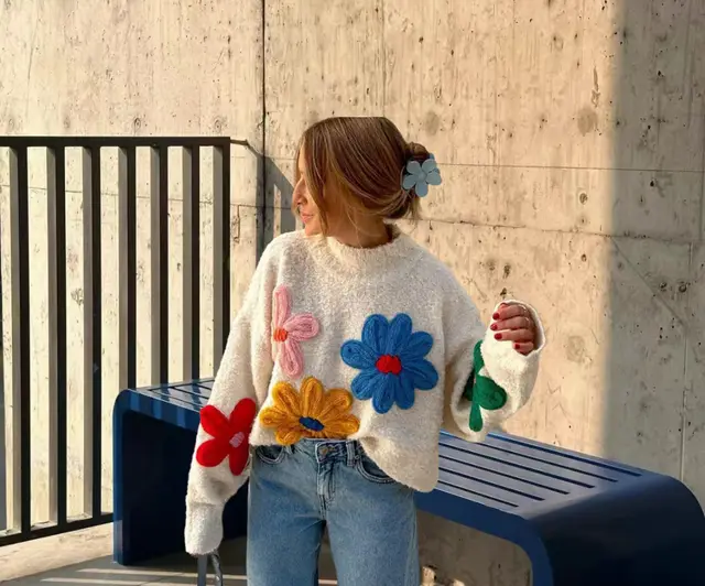 European And American Color Little Flower Thick Sweet Cute Sweater Coat White Round Neck Cashmere - Shop at LoveMi