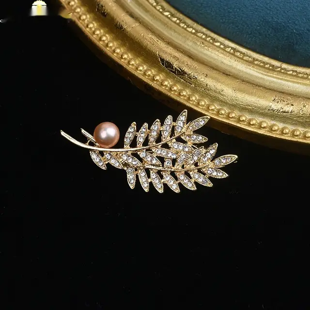 Pearl Brooch High end Simple Vintage Corsage Pin Pearl Ornament Leaf Style - Shop at LoveMi