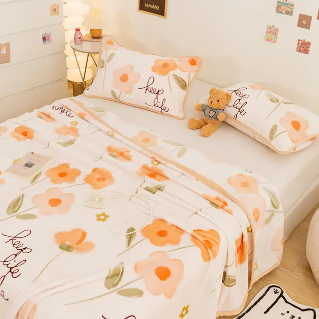Creative Printed Double sided Milk Velvet Blanket Lucky Little Flower - Shop at LoveMi