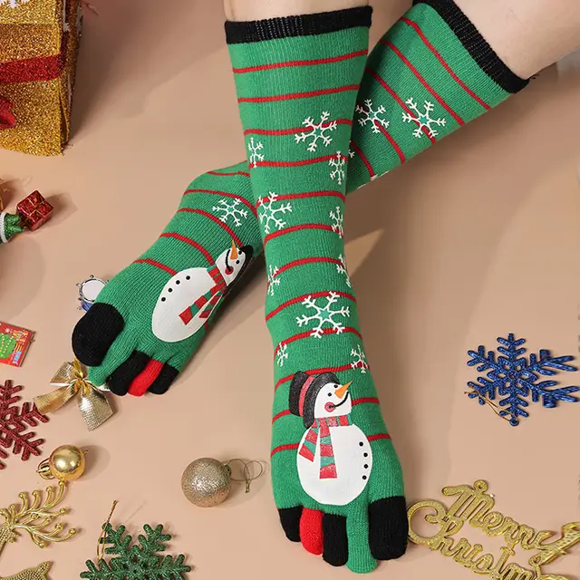 Cute Christmas Five finger Socks Winter Elastic Sweat absorbent Split toe Socks For Women Green Snowman - Shop at LoveMi