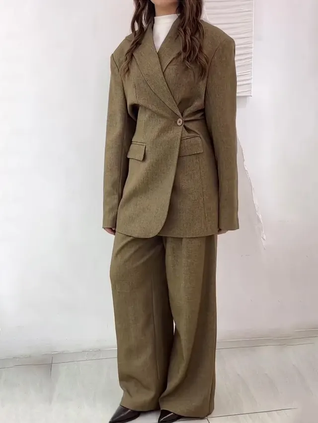 Solid Color Slit Back Buttoned Waist Blazer & High Waist Pants Set Green - Shop at LoveMi