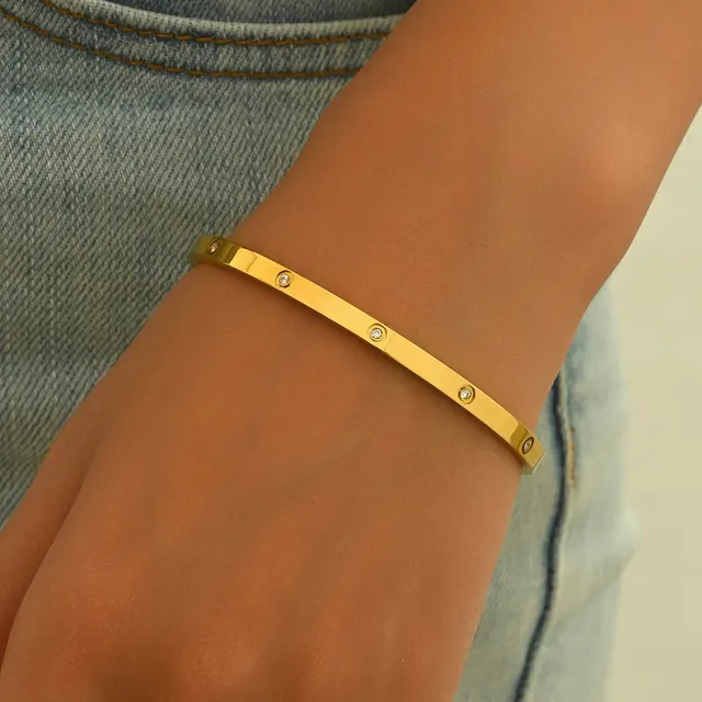 Lxalry 18K Gold Plated Stainless Steel Minimalist Bracelet Hypoallergenic Circle Rhinestone Jewelry Secure Inlay Tarnish Free Design Skin Safe Luxu... Hwcbsx8 - Shop at LoveMi
