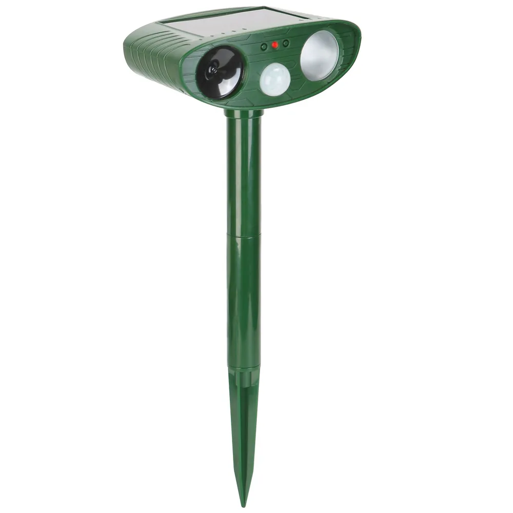 Solar Ultrasonic Animal Repeller PIR Sensor Animal Repellent Chaser With Flashing Light IPX4 Waterproof For Chasing Deer Raccoon Squirrel Rat Skunk...