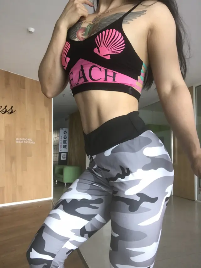 Hips high waist camouflage stitching slim yoga seven points bottoming pencil pants 3 - Shop at LoveMi