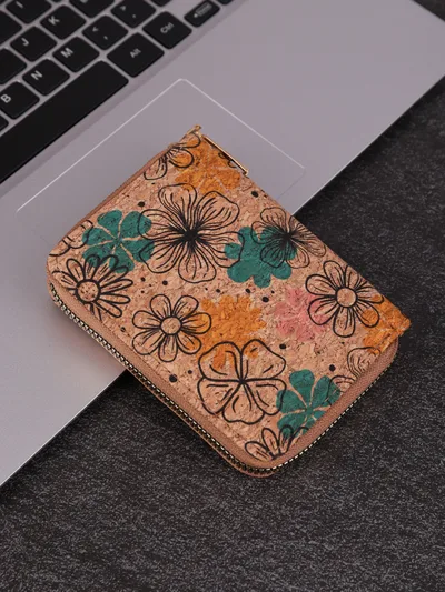 Retro Unisex Stylish And Portable Card Holder - Shop at LoveMi