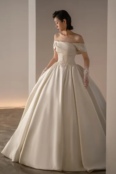 Women's Satin Off shoulder Retro Fashion Trailing Wedding Dress Flat Land Xxl - Shop at LoveMi