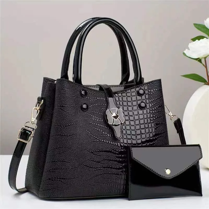 Women's Fashion Large Capacity Soft Leather Crocodile Pattern Casual Bag Black - Shop at LoveMi
