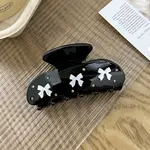 Black Bow
