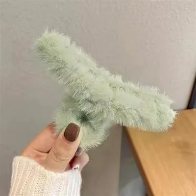 Simple Shark Clip Hair Accessories Green - Shop at LoveMi