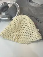 Straight Bow White