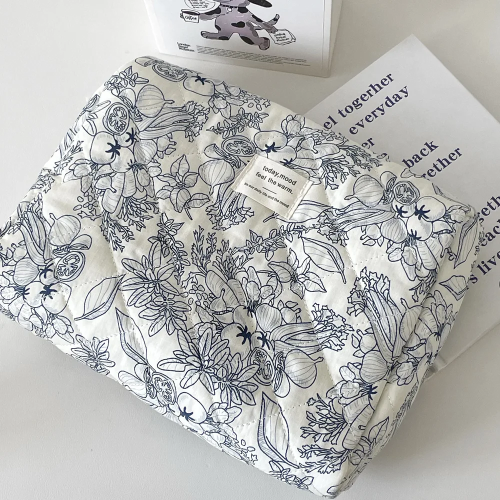 Good looking Lightweight Ink Skin Care Makeup Storage Bag Clutch - Shop at LoveMi