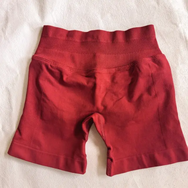 High Elastic Matte Nylon Seamless Low Waist Shorts Fitness Yoga Shorts Scarlett Red - Shop at LoveMi