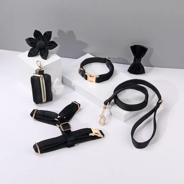 Classic Velvet Soft Pet Collar Traction Rope Suit Black Velvet - Shop at LoveMi