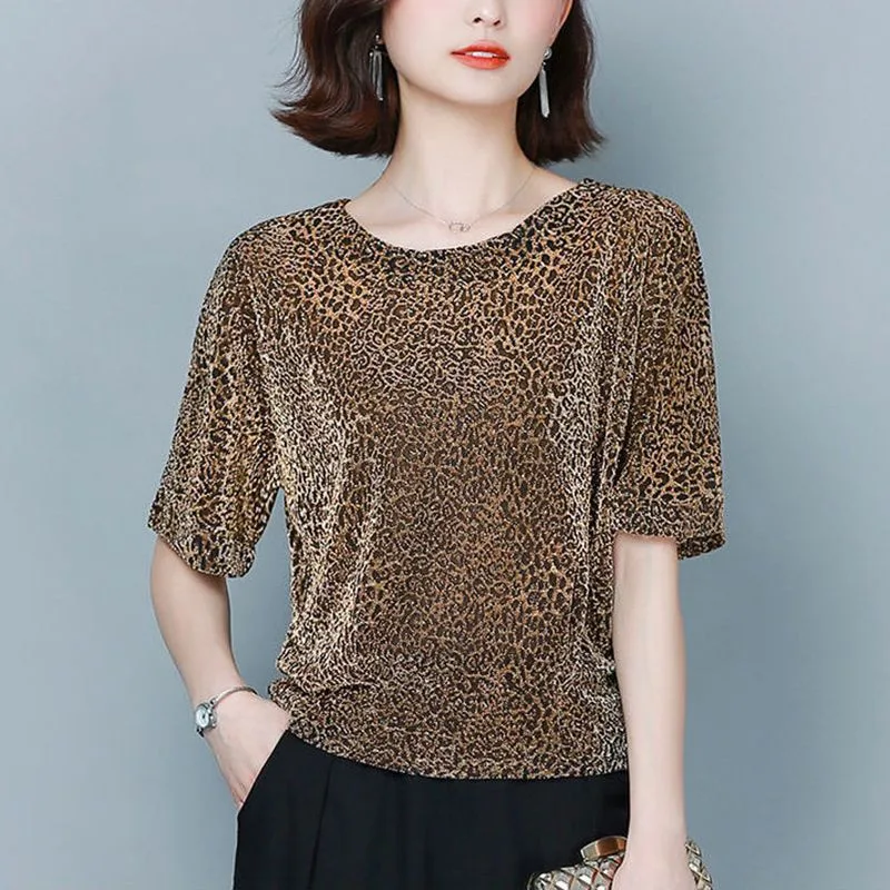 Plus Size Loose-fitting Belly-covering Bright Silk Bottoming Leopard Print Shirt - Gold