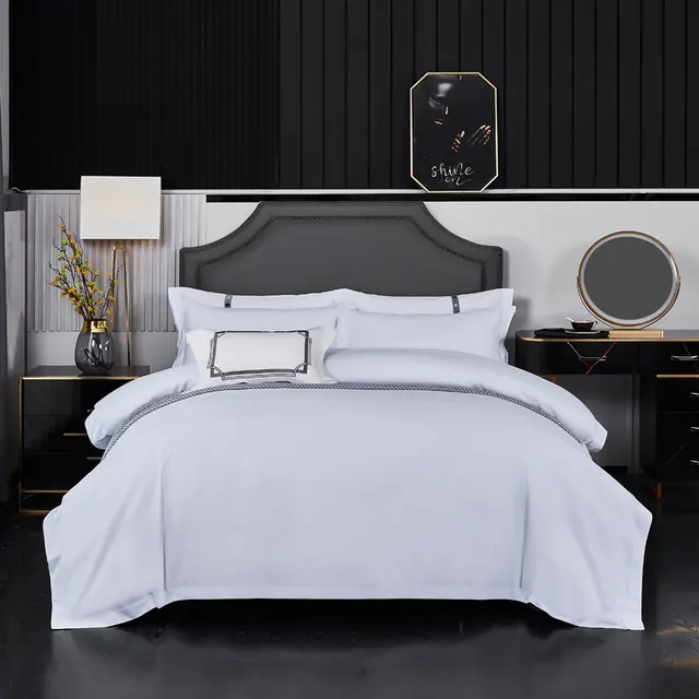 Hotel Cloth Product Bed Four piece Set Pure White Hotel White Brushed Zipper - Shop at LoveMi