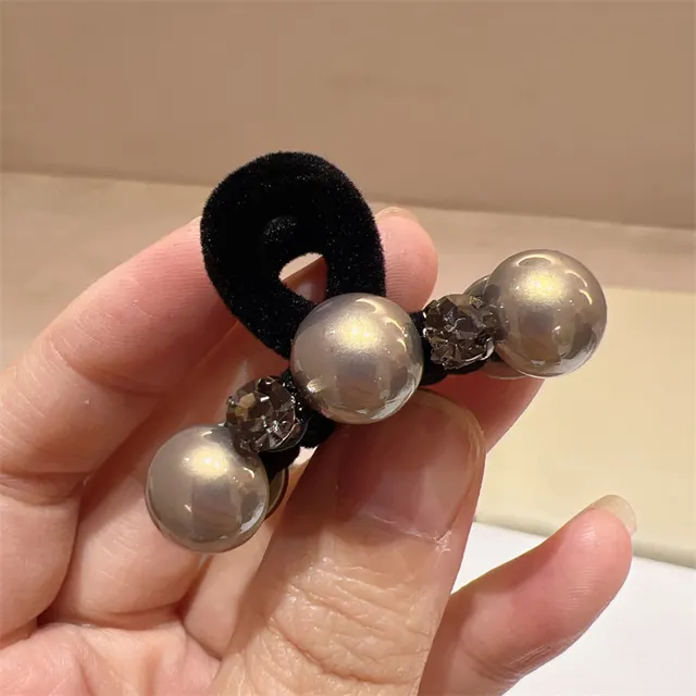 Black Pearl New High grade Small Hair Grabbing Clip Small Pearl Rhinestone Style - Shop at LoveMi