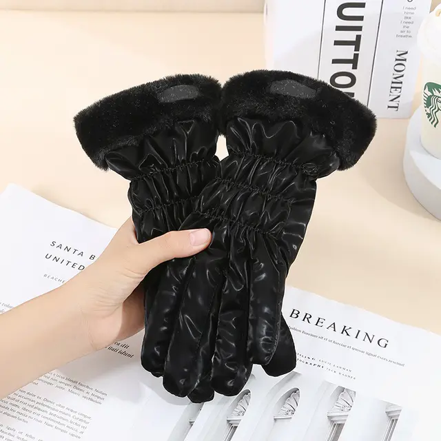 Warm Gloves Winter Women's Touch Screen Fleece lined Thickened Hair Mouth Bear Black - Shop at LoveMi