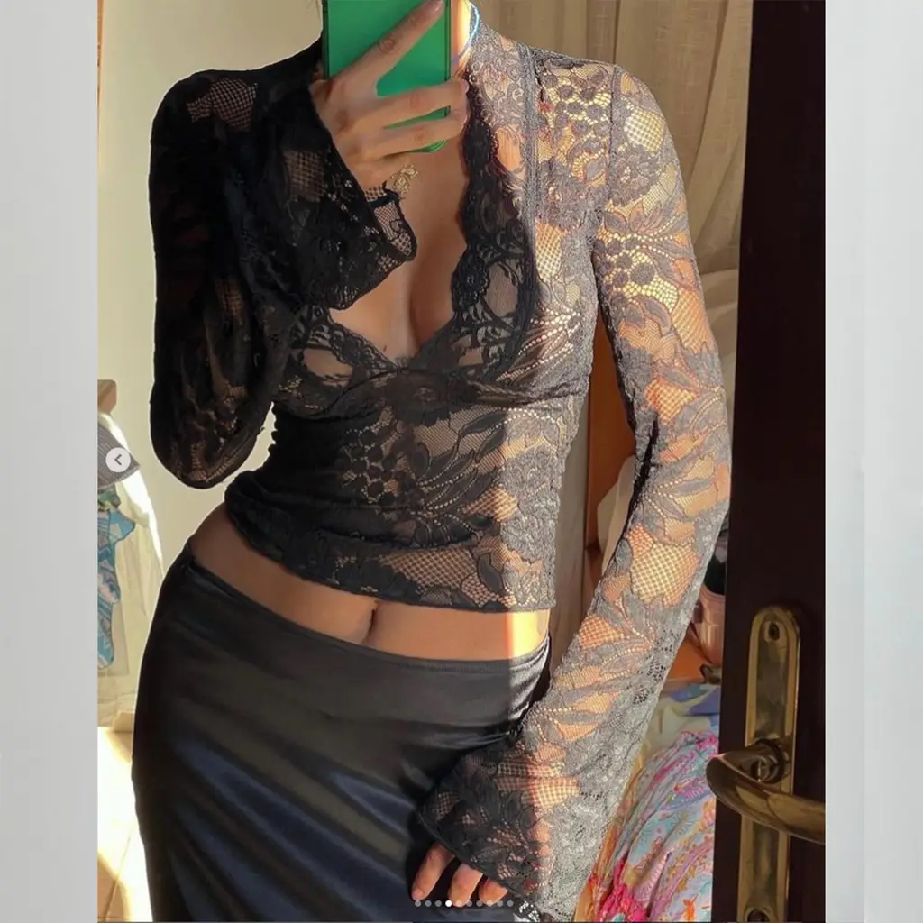 Women's Y2g Bell Sleeve Hollow Out V-neck Pullover Lace Shirt Top - Black
