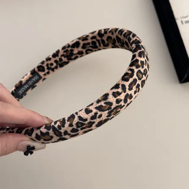 Fashionable All matching Vintage Leopard Print Velvet Sponge Headband Narrow Light Leopard Print - Shop at LoveMi