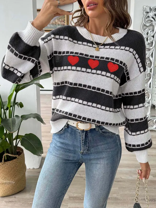 Women's Sweater Bottoming Shirt Color Contrast Patchwork Stripes Black 3 Hearts - Shop at LoveMi