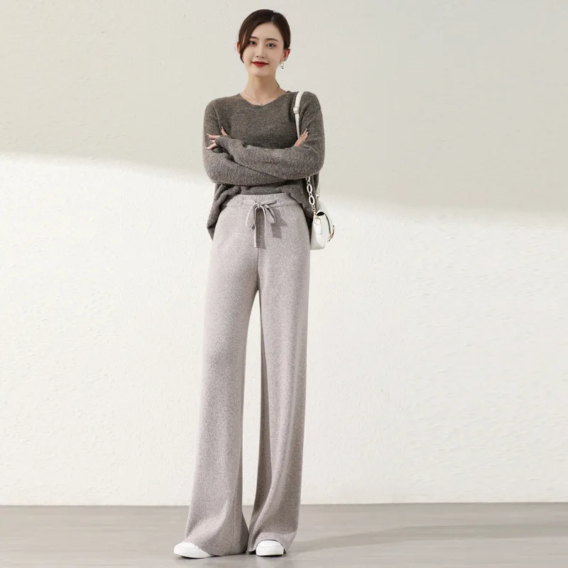 Women's Fashionable Cashmere Knitted Wide-leg Pants - Elegant Tuo
