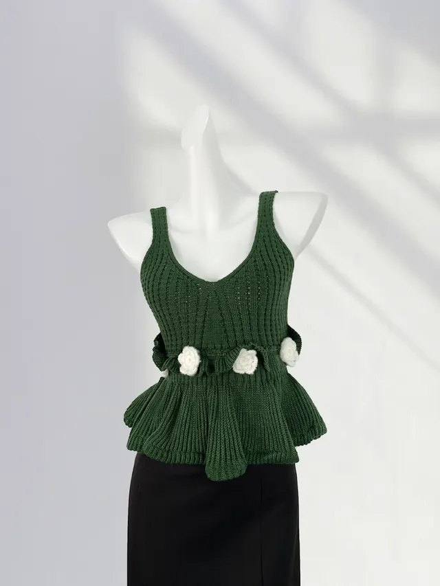 Retro French Handmade Crochet Three dimensional Flower Top Green White Camellia - Shop at LoveMi