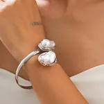 02 White K Bracelet 2532