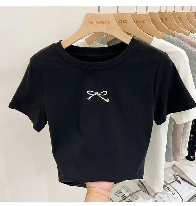 Bow Print Chic Chic Cropped Top Black - Shop at LoveMi