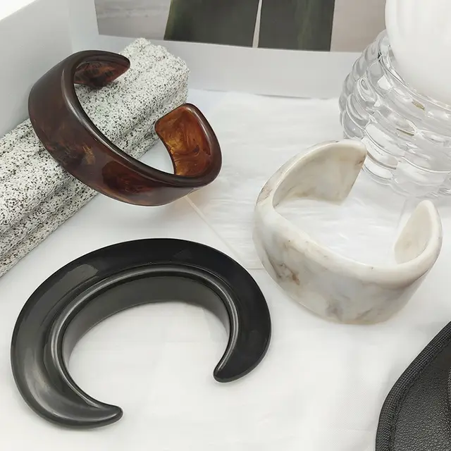 European And American Grandeur Design Imitation Black Horn Resin Bracelet Black Horn Shape - Shop at LoveMi