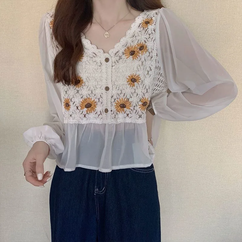 Early Autumn National Style Top Hollow Design Sunflower Embroidery Slightly Breathable Western Style Small Shirt Outer Wear - White
