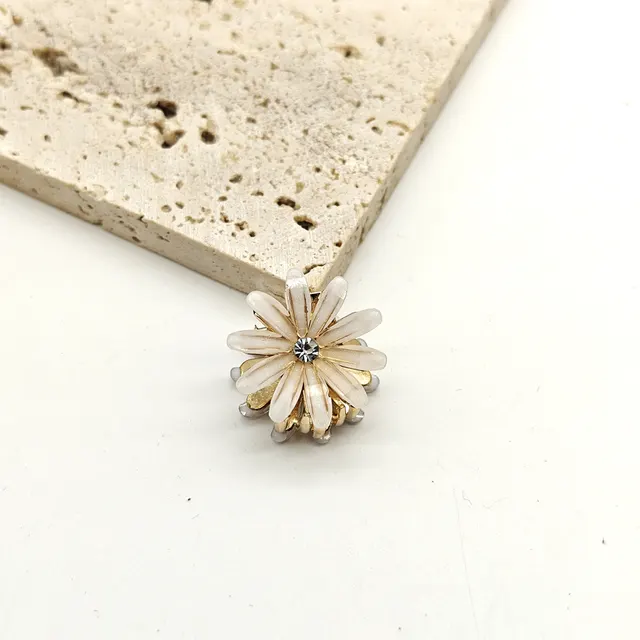 Mini Flowers Small Hair Accessory Hair Accessories Trumpet Simplicity Creamwhite Daisy - Shop at LoveMi