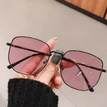 Black Frame Pink