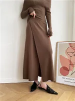 Skirt Flowery Beige Camel
