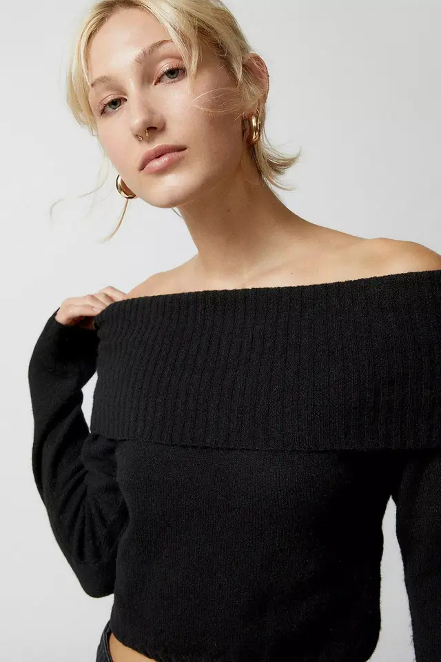 Women's Top Solid Color Off the neck Lapel Black - Shop at LoveMi