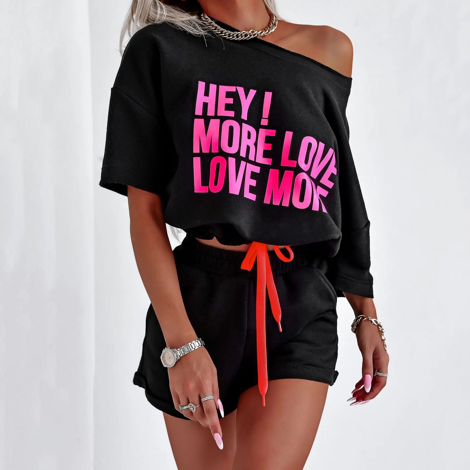 Fashion Letter Print Top Shorts Suit - Black