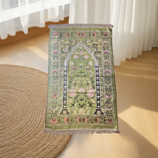 Portable Thin Middle East Ethnic Style Flower Gold Thread Worship Carpet Grass Green - Shop at LoveMi