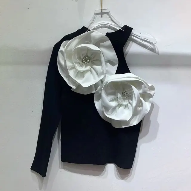 High end Design Stitching Flowers Slim fit Knitted Top Black And White - Shop at LoveMi