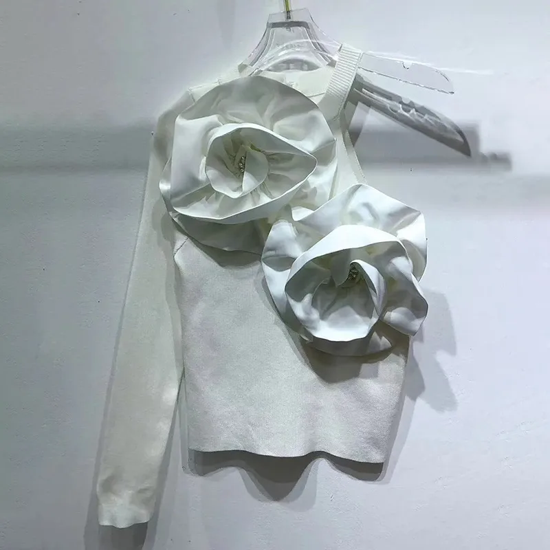 High-end Design Stitching Flowers Slim-fit Knitted Top - White