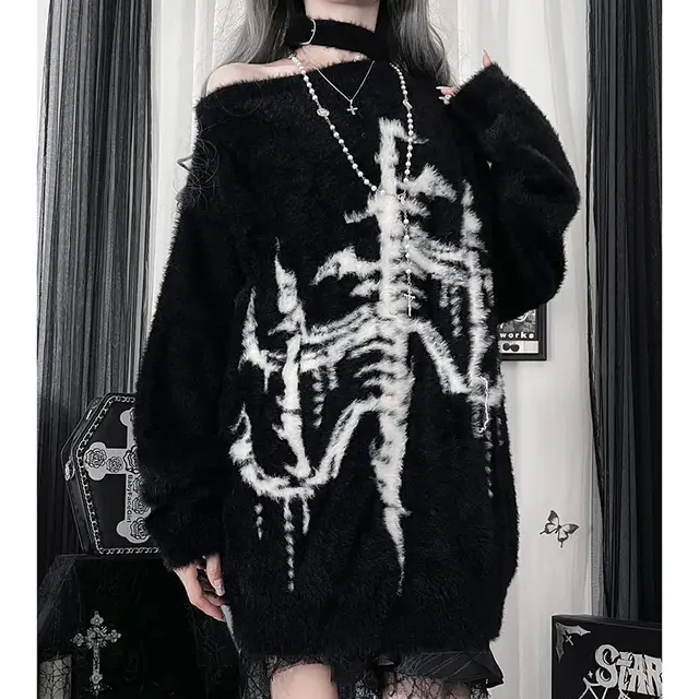 Autumn And Winter New Dark Off the shoulder Diagonal Collar Loose Top Black And White - Shop at LoveMi